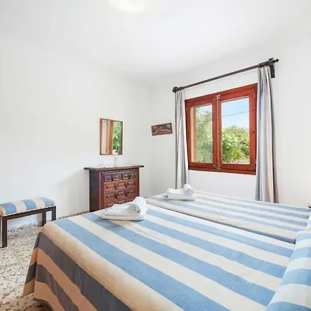 Sleeps 6 Pool Air Con Wifi *