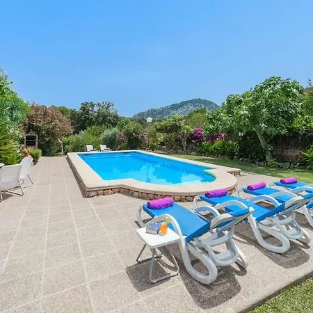 Sleeps 6 Pool Air Con Wifi